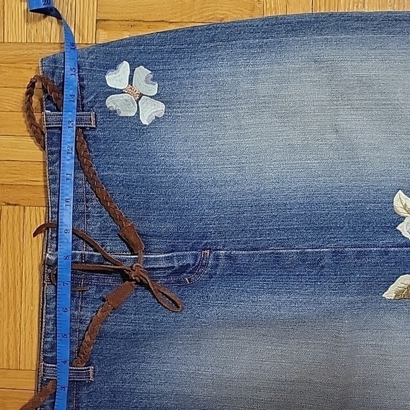 KENNETH COLE Denim Embroidered Skirt US 6 - Picture 5 of 5